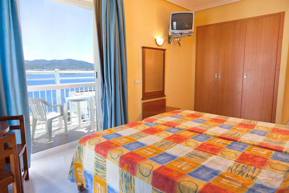 Aparthotel Vibra Sanan - Adults Only Sant Antoni de Portmany Esterno foto