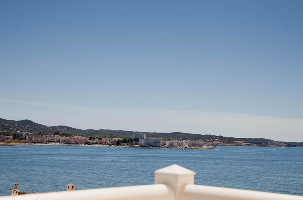 Aparthotel Vibra Sanan - Adults Only Sant Antoni de Portmany Esterno foto